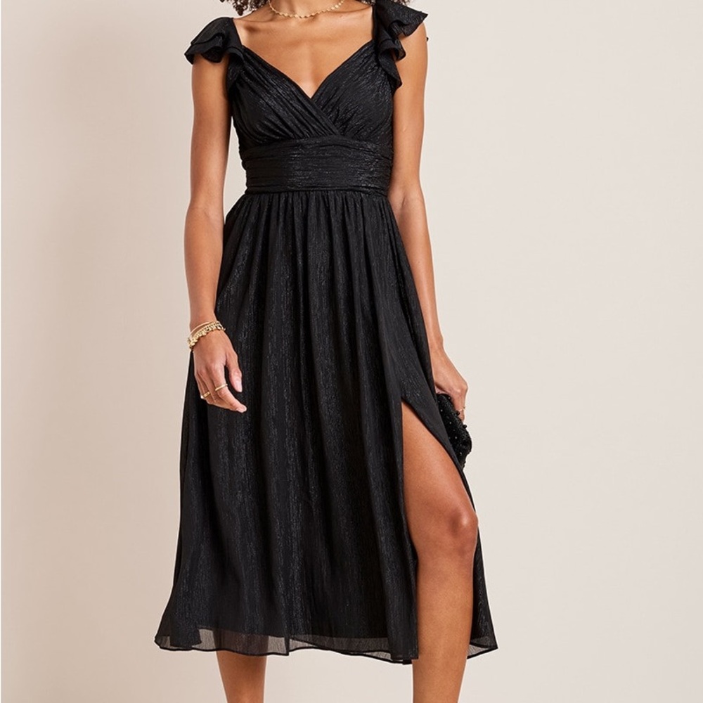 Francesca's Collections Black Midi Dress